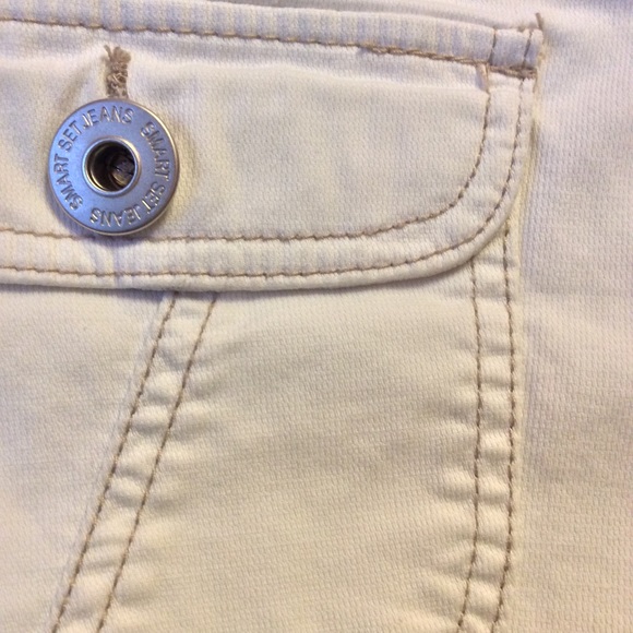 Smart set beige Capri pants - Picture 5 of 6